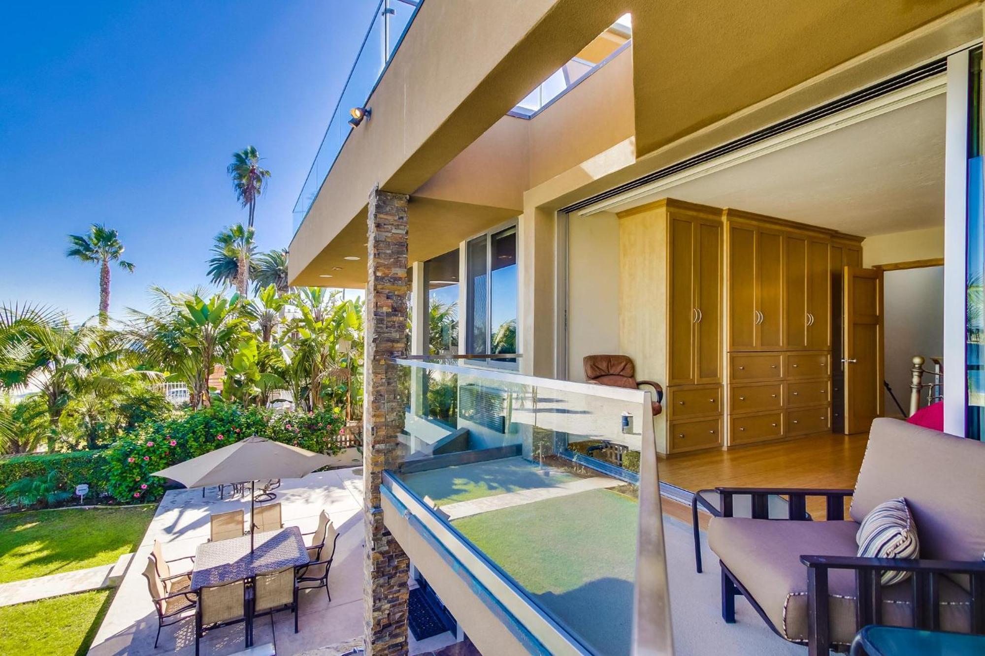 B5171 On The Bay - 6 Bedroom Holiday home