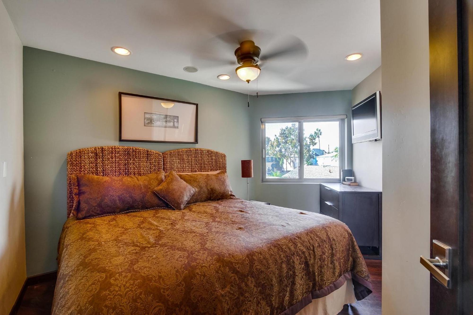 B5171 On The Bay - 6 Bedroom San Diego